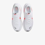 Nike Revolution 8 Erkek Beyaz Koşu Ayakkabısı