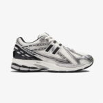 کفش های کتانی خاکستری نیوبالانس 1906 سبک زندگی - تصویر 14