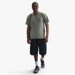 تی شرت سبز مردانه Nike Sportswear Premium Essentials - تصویر 56