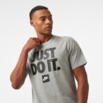 Nike Sportswear Verbiage Erkek Gri T-Shirt