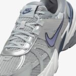 Nike V2K Run Erkek Gri Spor Ayakkabı