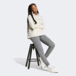 adidas Essentials Small Logo Kadın Bej Günlük Sweatshirt