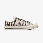 کفش کتانی بژ دوجنس با چاپ گورخر Converse Chuck 70 - تصویر 26