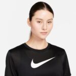 Nike Dri-Fit Graphic Kadın Siyah T-Shirt