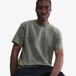 Nike Sportswear Premium Essentials Erkek Yeşil T-Shirt