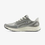 New Balance Fresh Foam Arishi v4 Erkek Gri Koşu Ayakkabısı