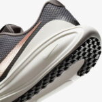 Nike Revolution 8 Kadın Kahverengi Koşu Ayakkabısı