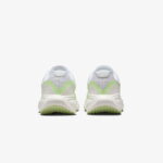 Nike Revolution 8 Kadın Beyaz Koşu Ayakkabısı