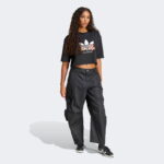 adidas Love Lift Us Up Kadın Siyah Crop T-Shirt