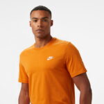 Nike Sportswear Club Erkek Turuncu T-Shirt
