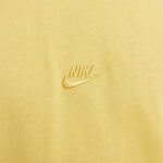 Nike Sportswear Premium Essentials Erkek Sarı T-Shirt