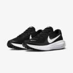 Nike Revolution 8 Erkek Siyah Koşu Ayakkabısı