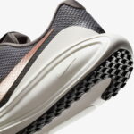 Nike Revolution 8 Kadın Kahverengi Koşu Ayakkabısı