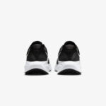 Nike Revolution 8 Erkek Siyah Koşu Ayakkabısı
