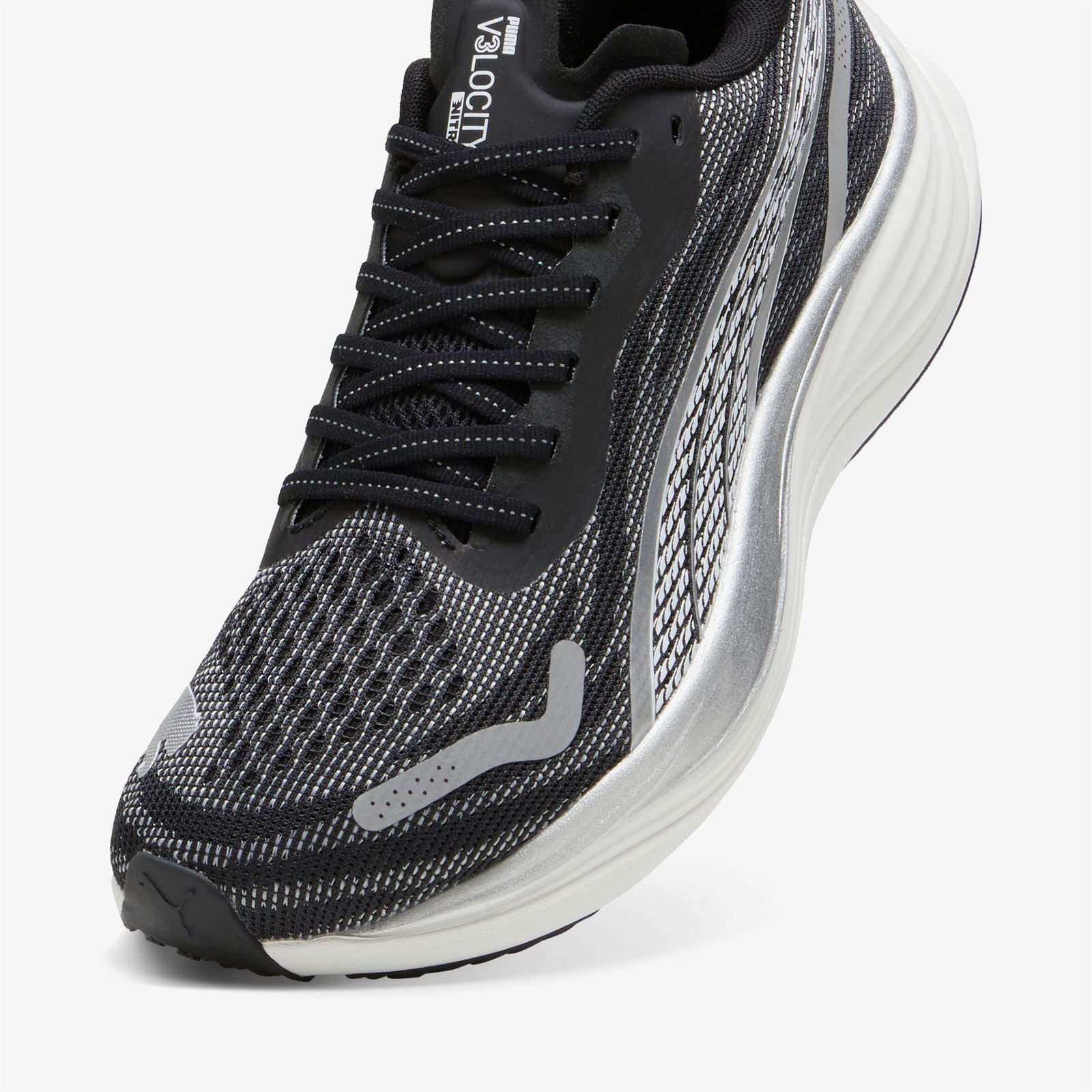 93693427-32Ca-43E6-Aa41-5Ccc88Dd7Dae_Size2000X2000_Cropcenter Puma Velocity Nitro 3 Erkek Siyah Koşu Ayakkabısı