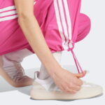 adidas Essentials 3 Stripes Lifestyle Woven Paraşüt Kadın Pembe Eşofman Altı