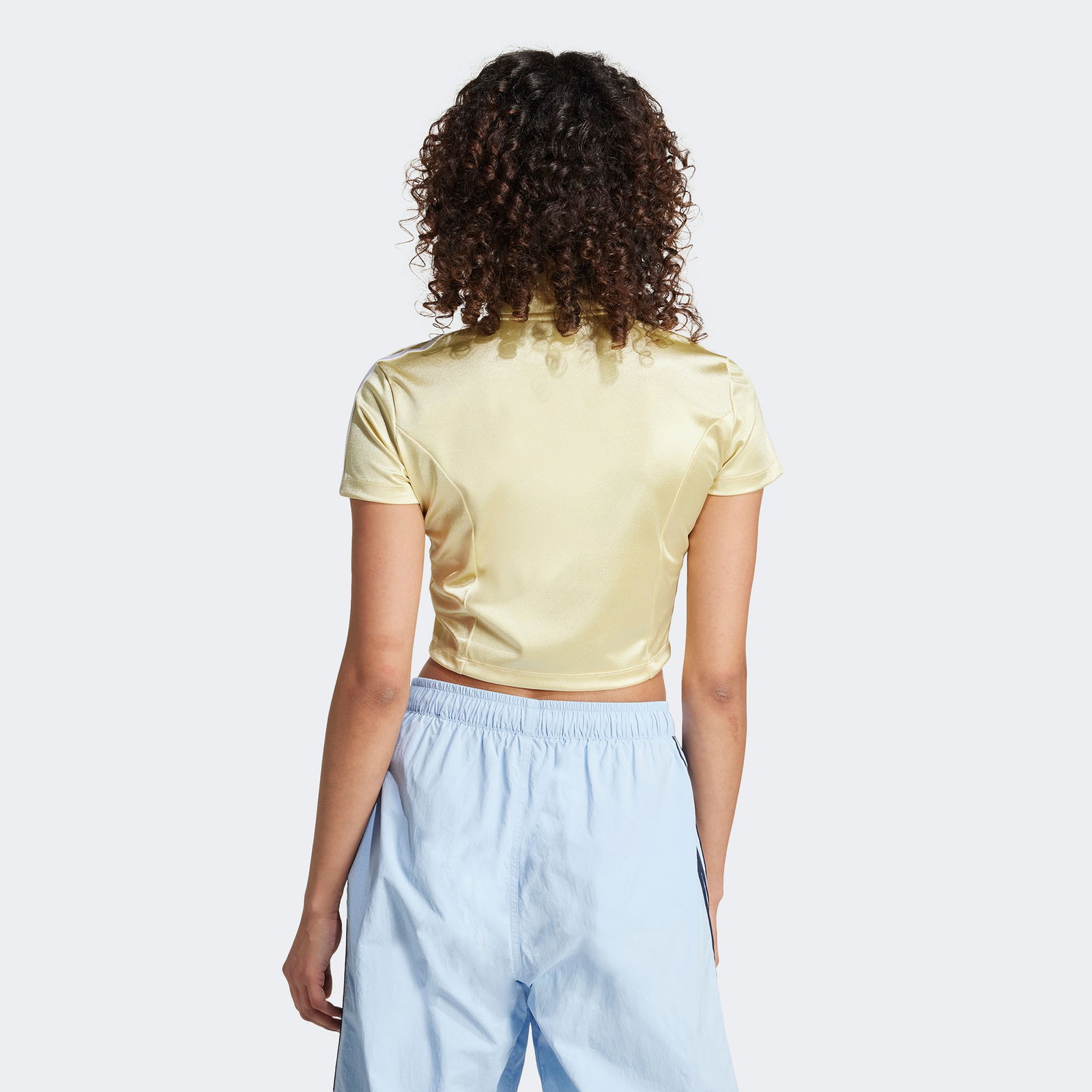 B0Bdf212-1B4A-42Aa-Afff-0F4102D59260_Size2000X2000_Cropcenter Adidas Originals Full Zipped Kadın Sarı Crop Üst