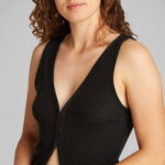 Calvin Klein Cardigan Kadın Siyah Kolsuz T-Shirt