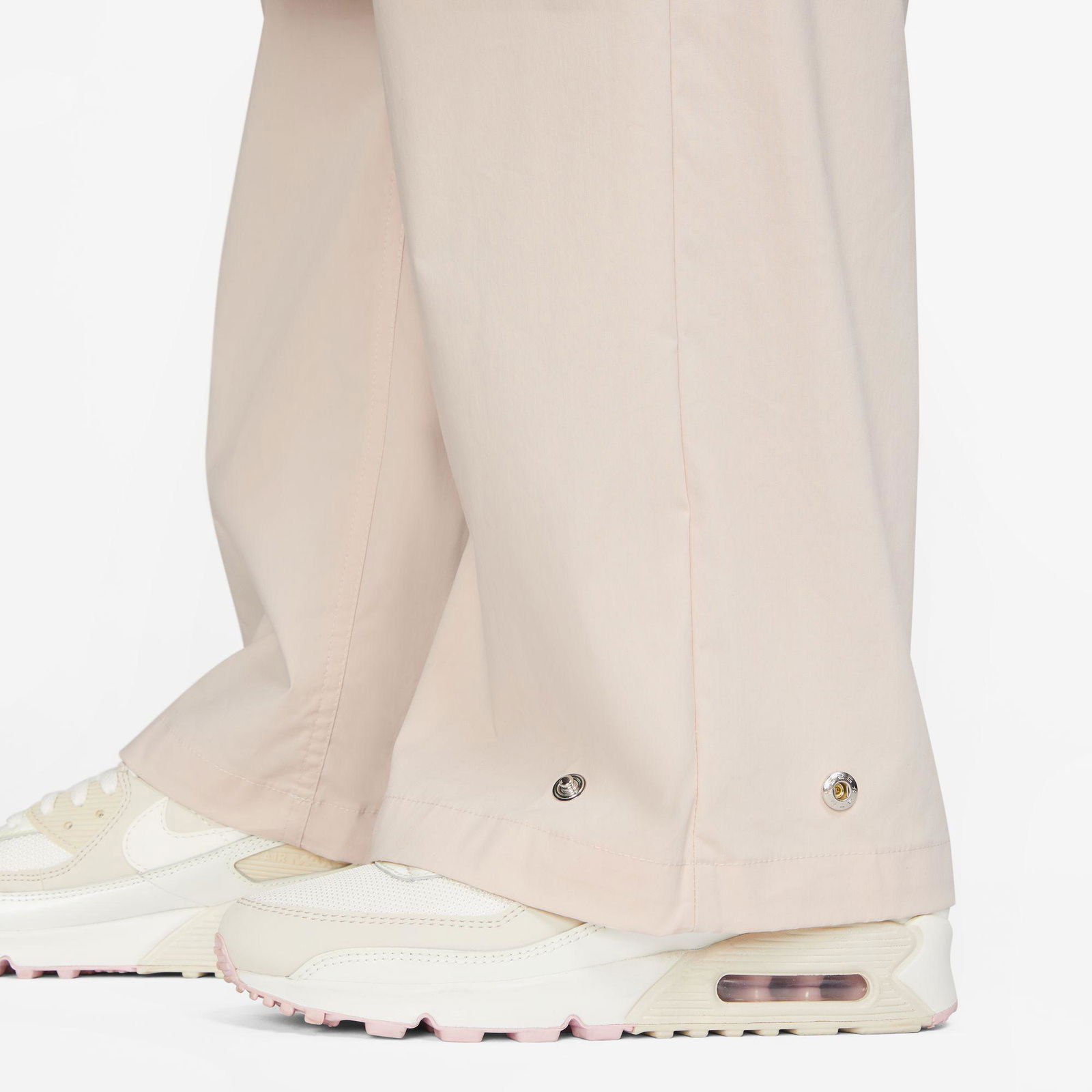 C7D81996-Afd3-4214-Abe1-658C65Dfdb54_Size2000X2000_Cropcenter Nike Sportswear Collection Woven Trouser Kadın Krem Rengi Eşofman Altı