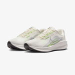 Nike Downshifter 13 Kadın Krem Rengi Koşu Ayakkabısı