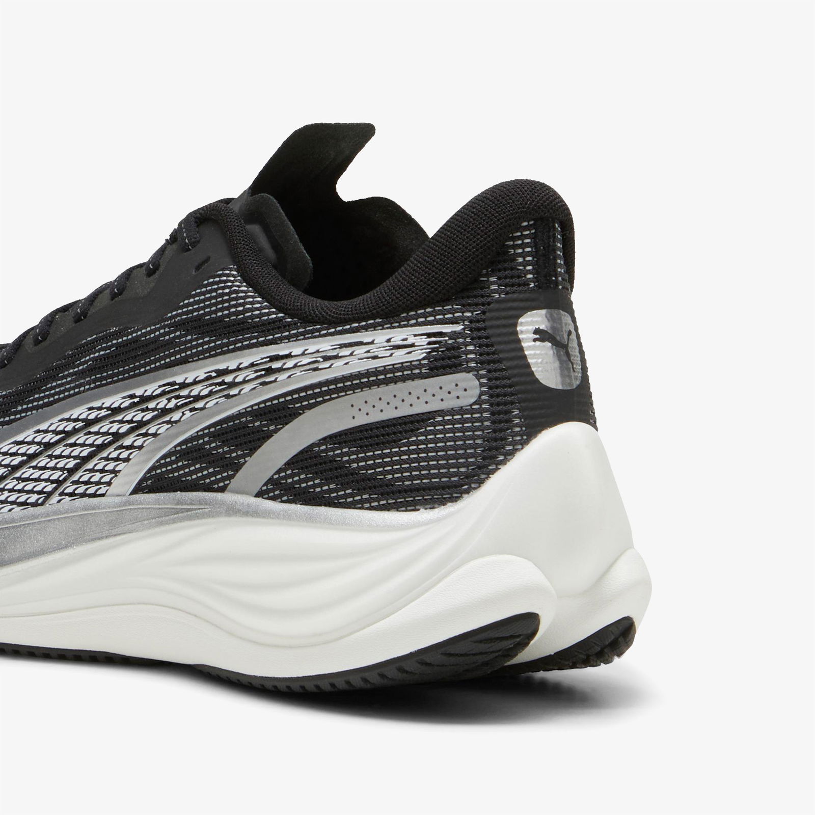 D624C733-76D4-4541-Bc6B-1Dfe98Eb2E6A_Size2000X2000_Cropcenter Puma Velocity Nitro 3 Erkek Siyah Koşu Ayakkabısı