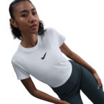 Nike Sportswear Chill Knit Kadın Beyaz T-Shirt
