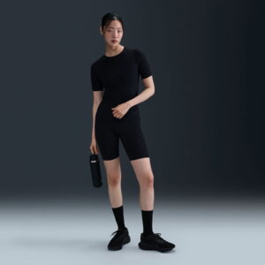 Nike Dri-Fit Zenvy Kadın Siyah T-Shirt