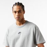 Nike Sportswear Premium Essential Sustainable Erkek Gri T-Shirt
