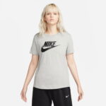 Nike Sportswear Essentials Kadın Siyah Kısa Kollu T-Shirt
