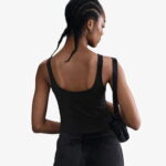 Nike Sportswear Chill Knit Kadın Siyah Kolsuz T-Shirt