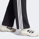 adidas Essentials 3 Stripes Open Hem French Terry Kadın Siyah Eşofman Altı