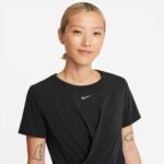 Nike One Luxe Dri-FIT Kadın Siyah T-Shirt