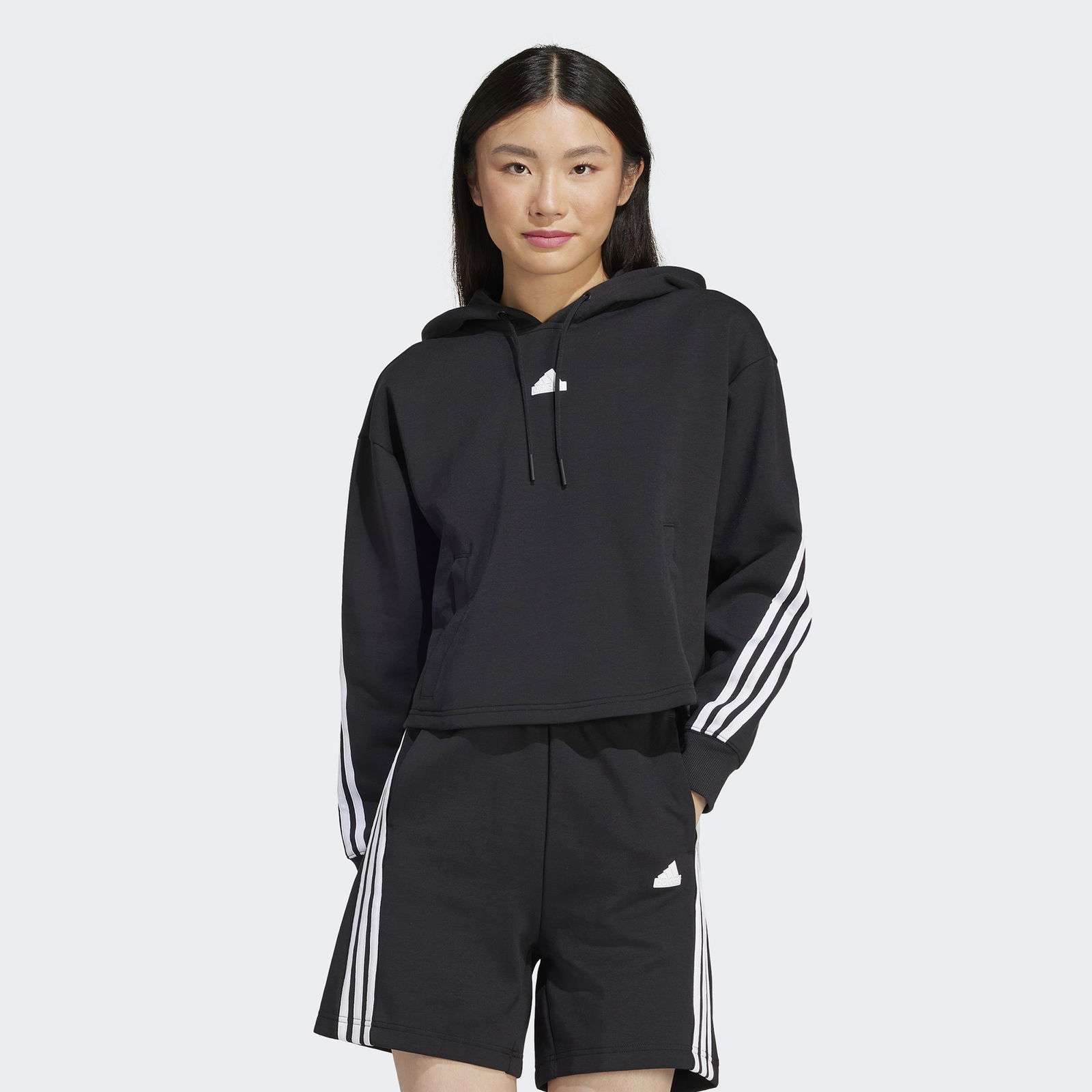 B066Badb-Cc53-490F-B4F5-3997C41C8806_Size2000X2000_Cropcenter Adidas Future Icons 3-Stripes Kadın Siyah Günlük Sweatshirt