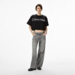 Calvin Klein Boxy Logo Graphic Kadın Siyah T-Shirt