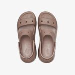 Crocs Classic Mega Crush Kadın Kahverengi Sandalet
