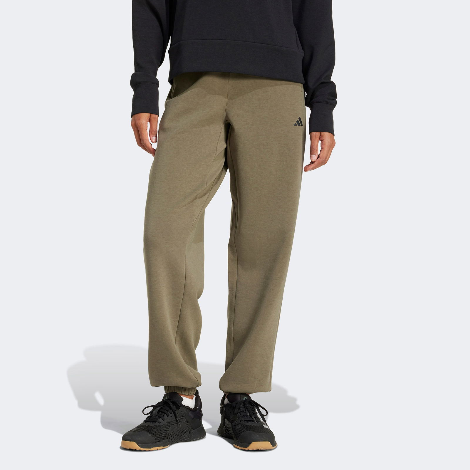 2B8784Af-9B06-4Eab-A6Dd-D7A17Ee98E37_Size2000X2000_Cropcenter Adidas Designed For Warm Up Kadın Haki Eşofman Altı