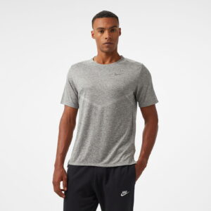 Nike Dri-Fit Rise 365 Ss Erkek Gri T-Shirt