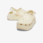 Crocs Hiker Xscape Kadın Krem Terlik
