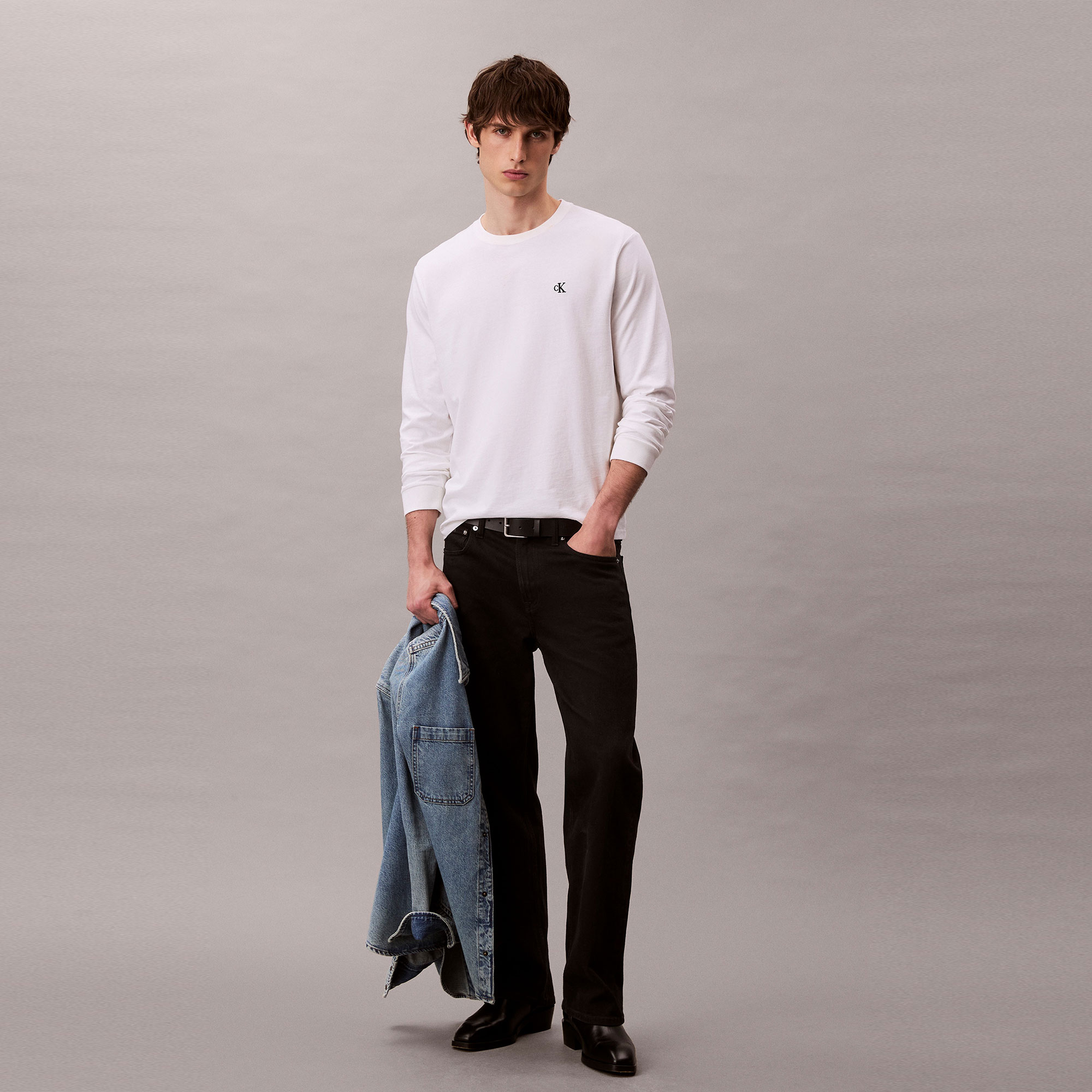 52803F42-72Fb-490E-Ac4D-63D398120C84_Size2000X2000_Cropcenter Calvin Klein Easy Monogram Erkek Beyaz T-Shirt