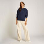 Calvin Klein Hero Logo Kadın Mavi Sweatshirt