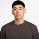 Nike Dri-Fit Hyverse Erkek Kahverengi T-Shirt