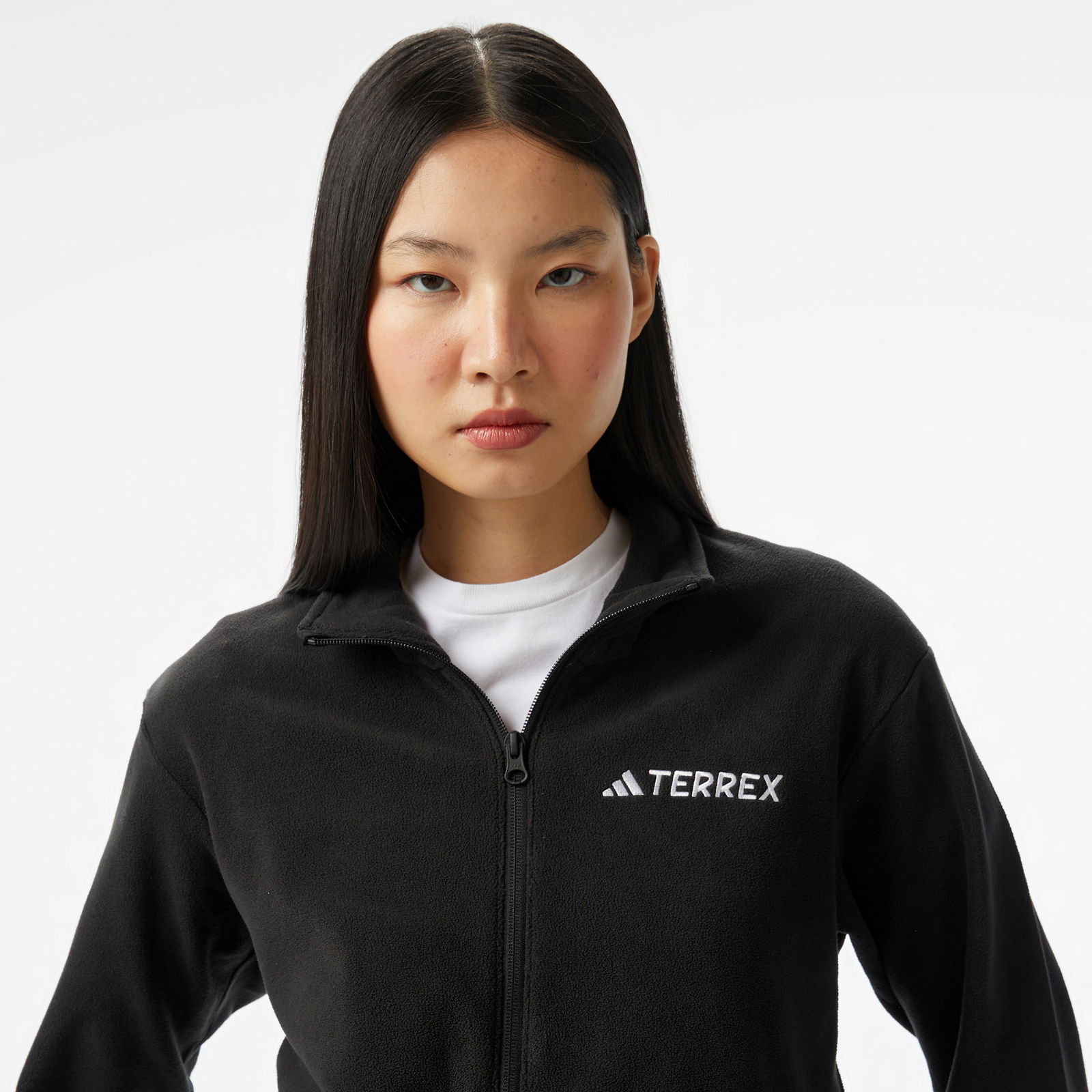 645C2517-Baeb-41A9-82E9-D3F33E052E59_Size2000X2000_Cropcenter Adidas Mt Kadın Siyah Günlük Sweatshirt