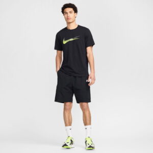Nike Sportswear Swoosh Erkek Siyah T-Shirt