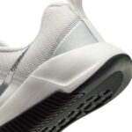 Nike MC Trainer 3 Premium Kadın Beyaz Spor Ayakkabı