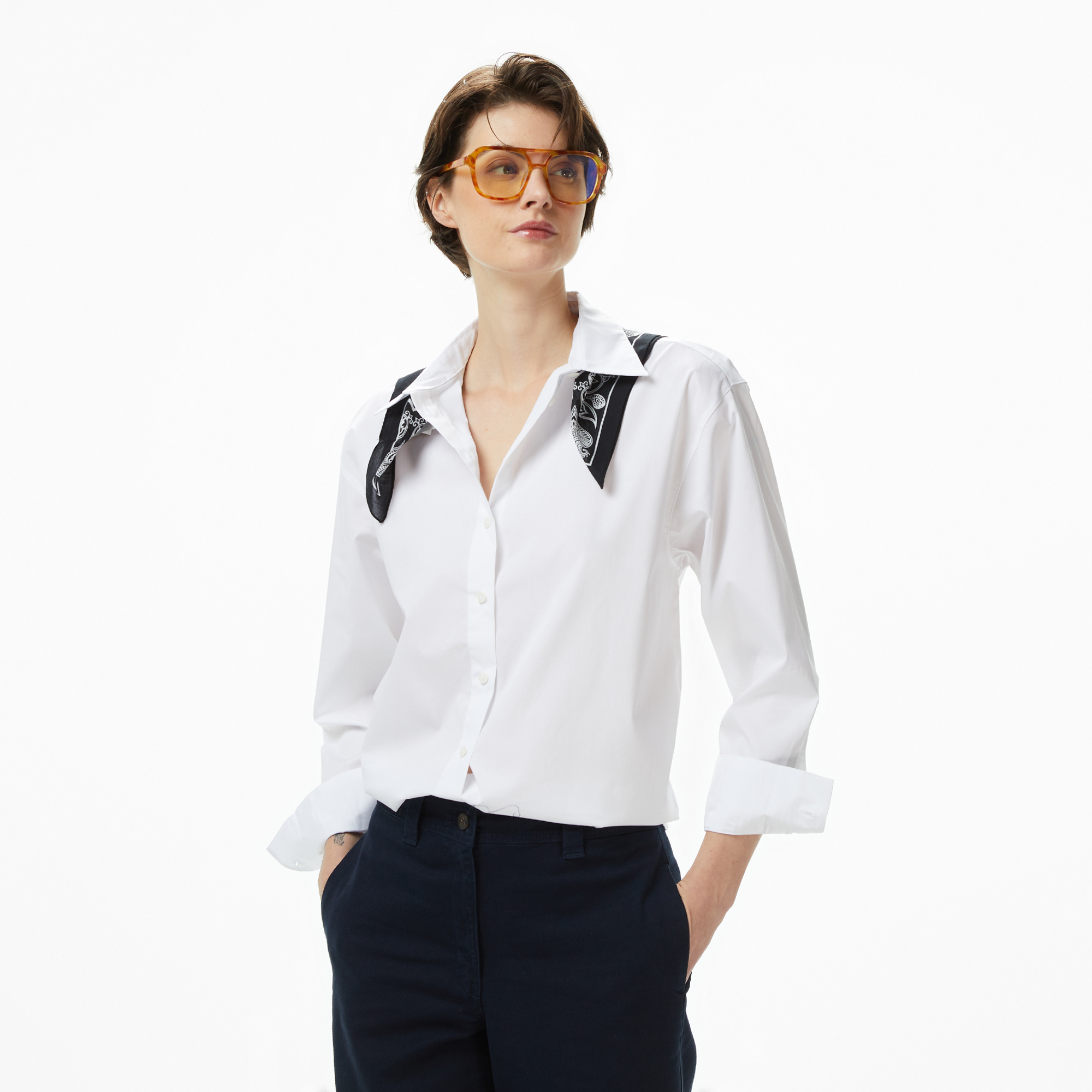 7D7Ec318-20B9-48F9-86B1-03B0695F31A3_Size2000X2000_Cropcenter Calvin Klein Stretch Poplin Relaxed Kadın Beyaz Gömlek