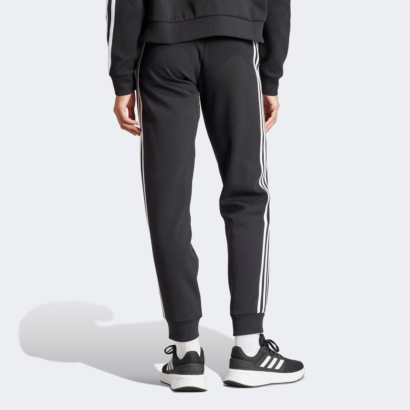 88Fcadb0-2Bed-486A-996A-E543945Eaf18_Size2000X2000_Cropcenter Adidas Future Icons 3 Stripes Kadın Siyah Günlük Eşofman Altı