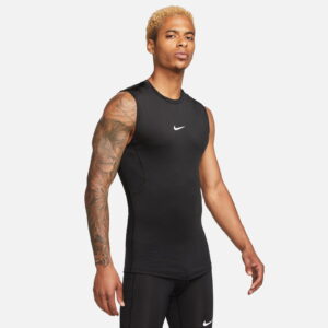 Nike Pro Dri-Fit Erkek Siyah Kolsuz T-Shirt