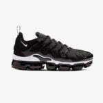Nike Air VaporMax Plus Erkek Siyah Spor Ayakkabı
