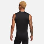 Nike Pro Dri-Fit Erkek Siyah Kolsuz T-Shirt