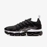 Nike Air VaporMax Plus Erkek Siyah Spor Ayakkabı
